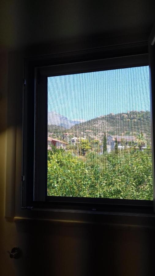Iliolithos Rooms Kardamýli Eksteriør bilde
