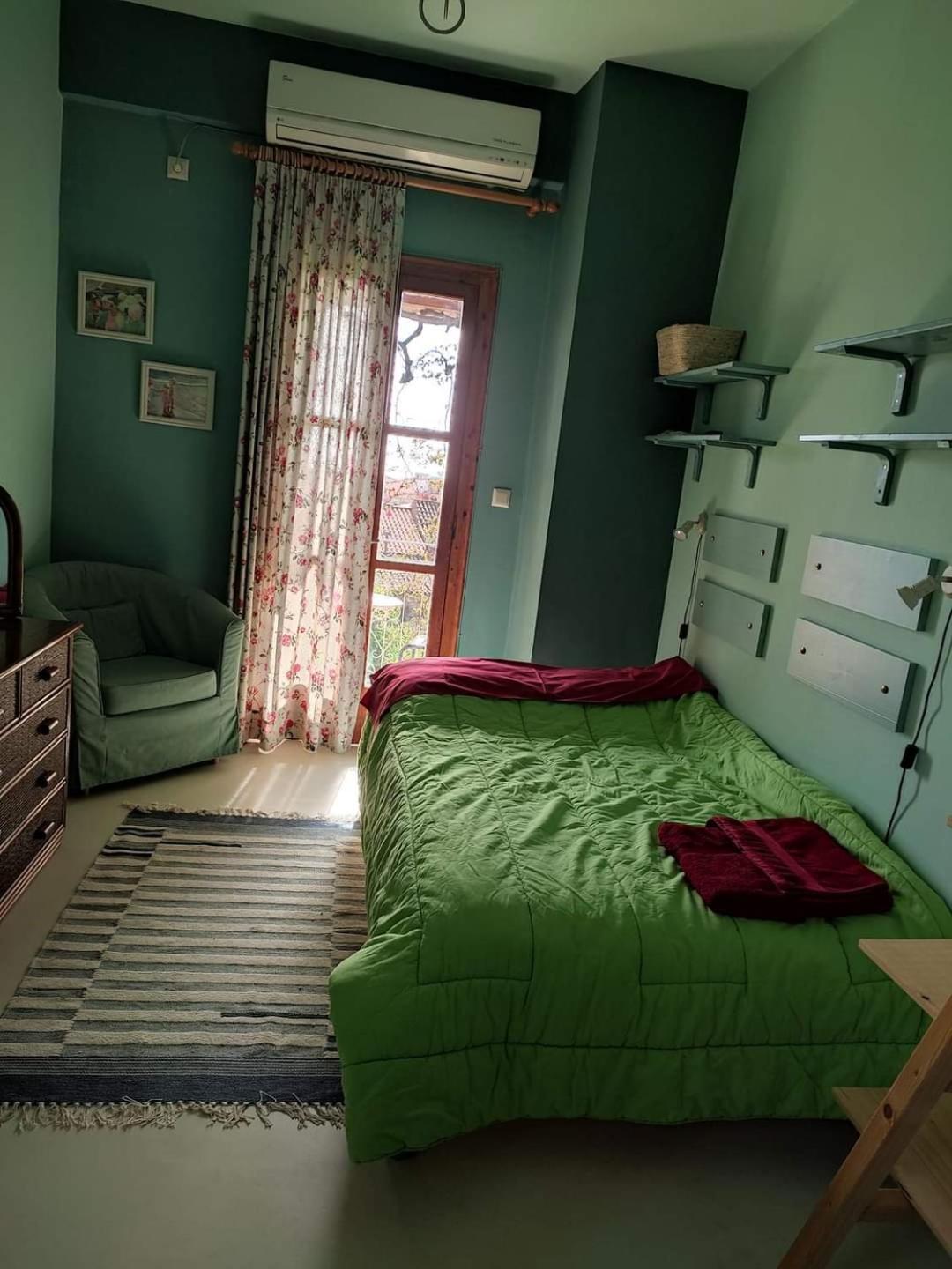 Iliolithos Rooms Kardamýli Eksteriør bilde